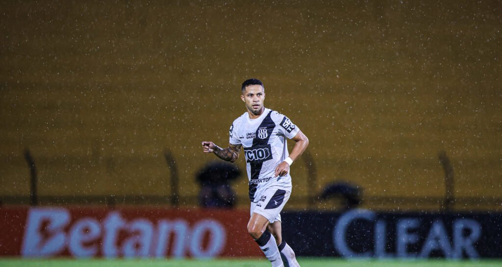 Paysandu negocia possível retorno do meia-atacante Serginho para 2026 - Imagem do artigo original