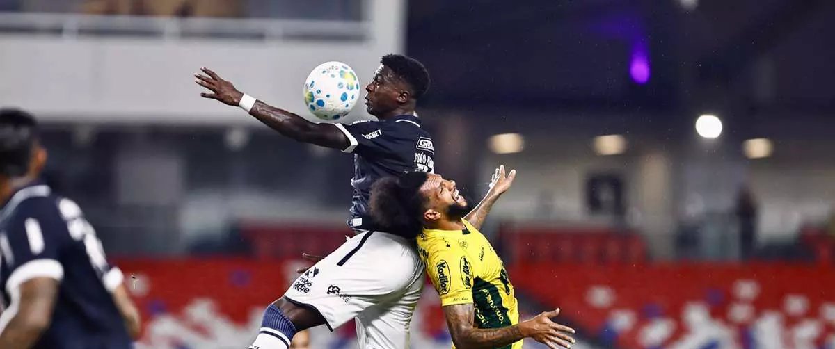 Paysandu sofre revés e questiona arbitragem antes de clássico