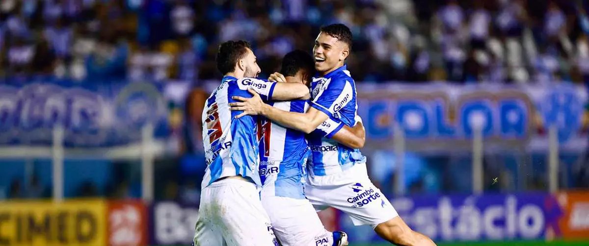 Paysandu goleia Tuna e avança à semifinal do Parazão